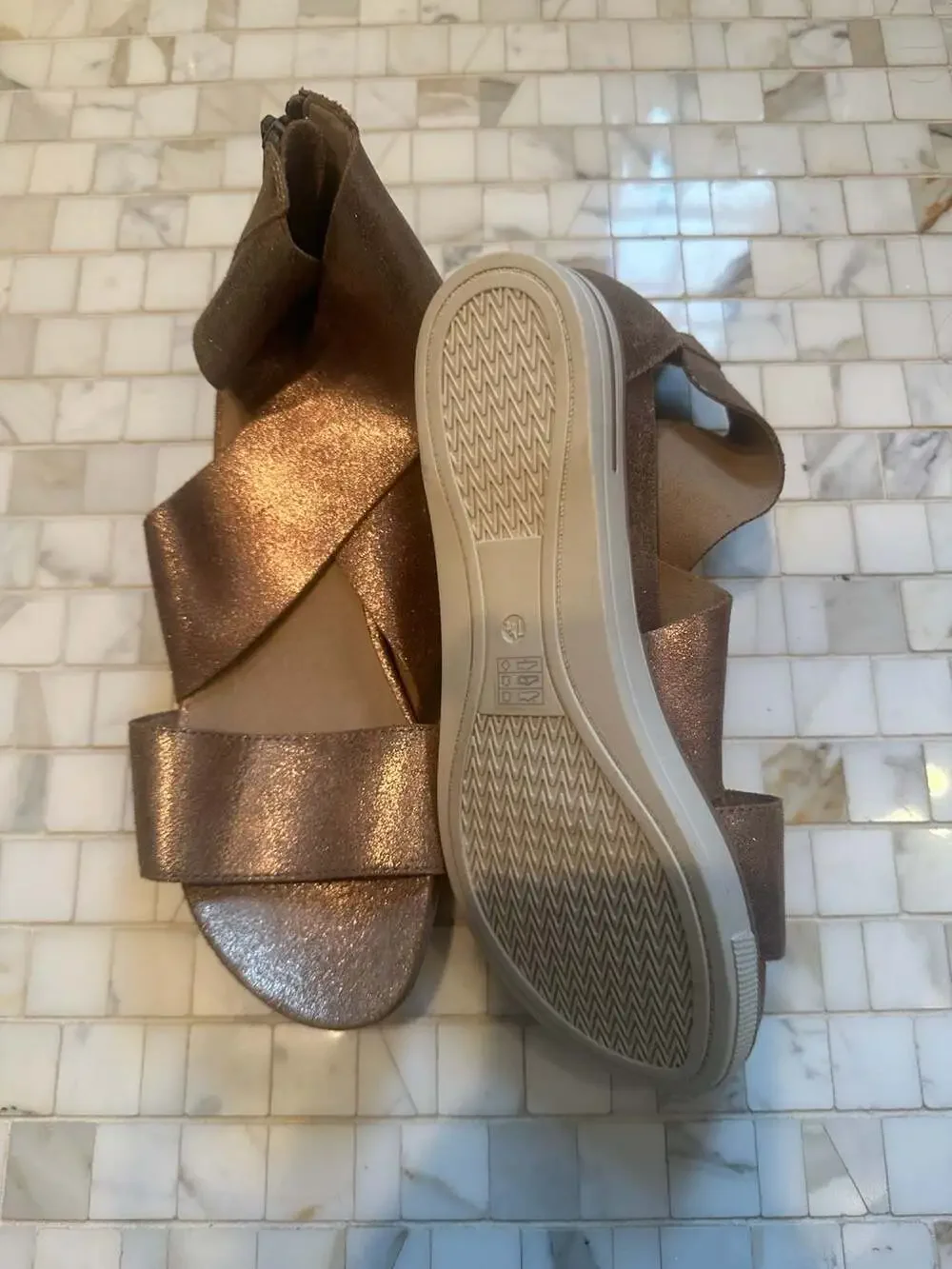 Eileen Fisher Gold Metallic Sport Platform Sandal Leather Women's Size 7.5